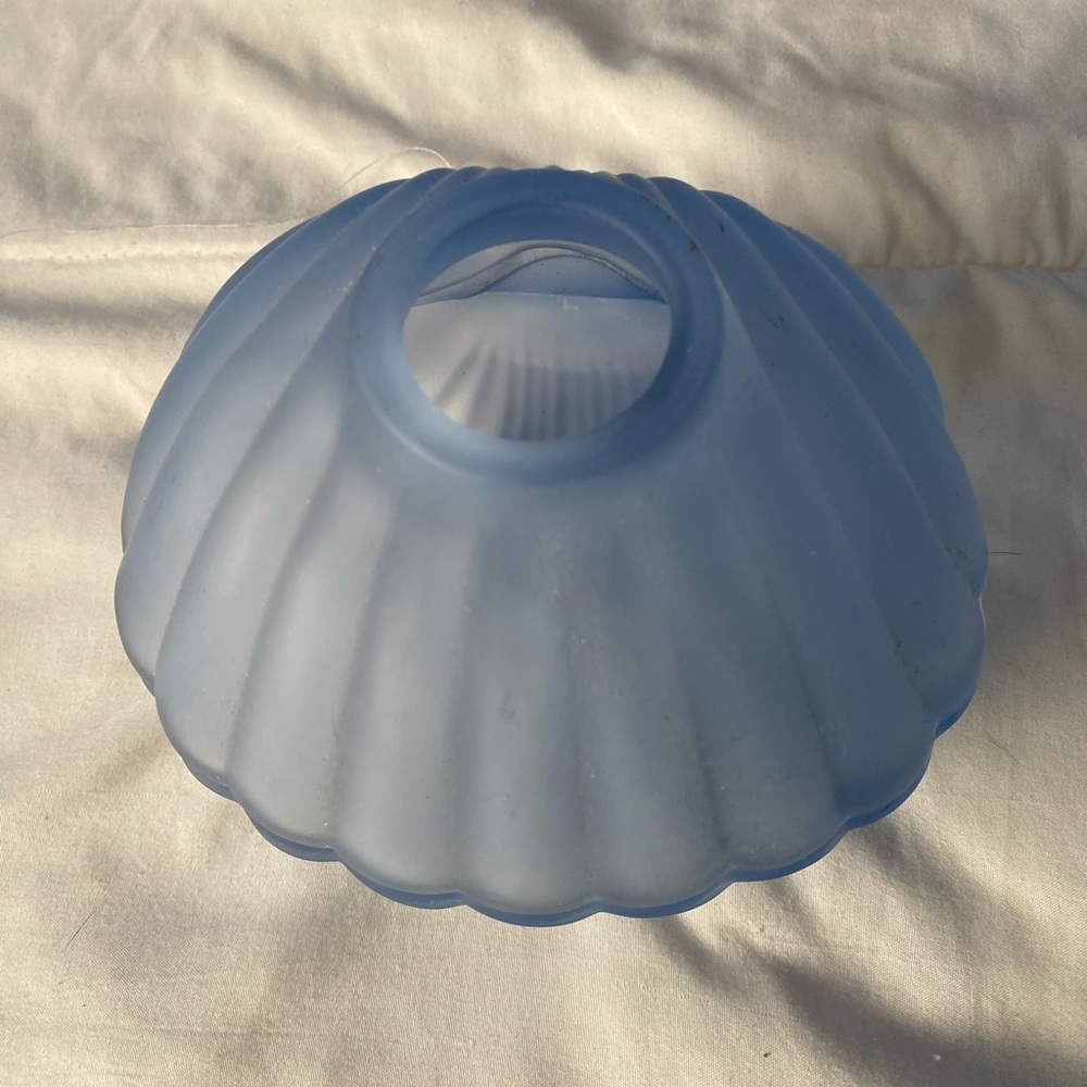 T light sea shell candle holder